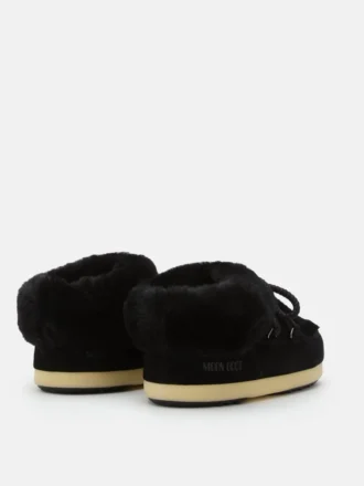 Evx Mules aus schwarzem Wildleder