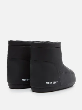 Schwarze Gummistiefel ohne Schnürsenkel Schwarze Gummistiefel ohne Schnürsenkel
